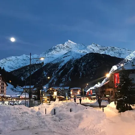 Lägenhet A 200 Metri Dalle Piste Da Sci Santa Caterina Valfurva